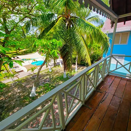 Isla Azul Rosario Islands & Nature *